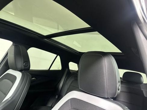 Used 2024 Chevrolet Blazer EV LT image 12