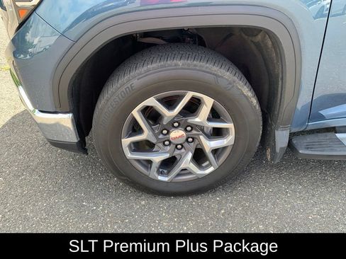 Used 2024 GMC Sierra 1500 SLT w/ SLT Premium Plus Package AWD/4WD image 10