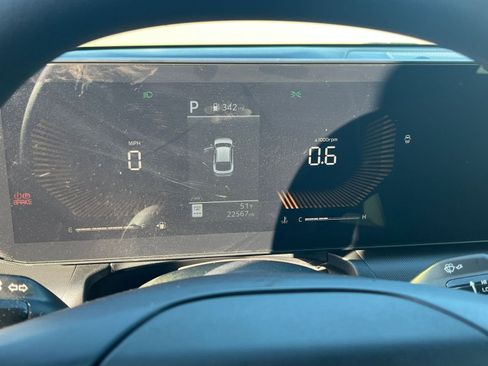 Used 2025 Kia K4 LXS image 39