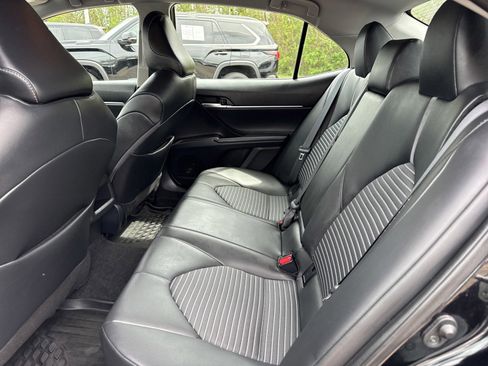 Used 2024 Toyota Camry SE image 13