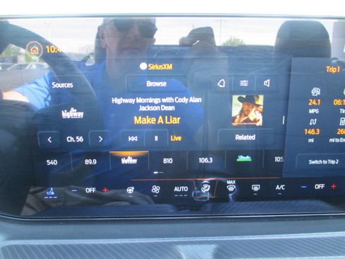 Used 2025 Ford Mustang Premium RWD image 17