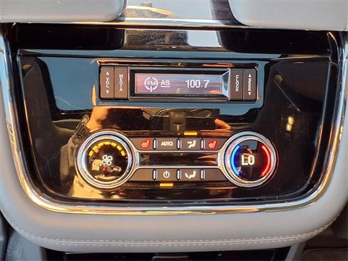 Used 2020 Lincoln Navigator Reserve w/ Luxury Package image 11