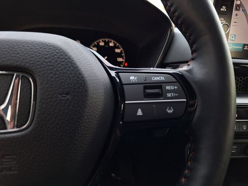 Used 2025 Honda CR-V Sport Touring image 17