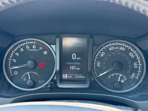 Used 2023 Toyota Tacoma TRD Off-Road AWD/4WD image 10