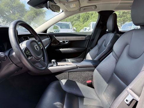 Certified 2023 Volvo S90 B6 Plus AWD/4WD image 10