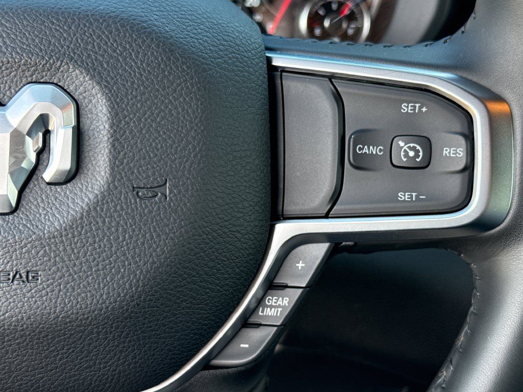 Used 2024 RAM 1500 Big Horn AWD/4WD image 16