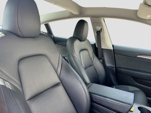 Used 2023 Tesla Model 3 Standard Range RWD image 28