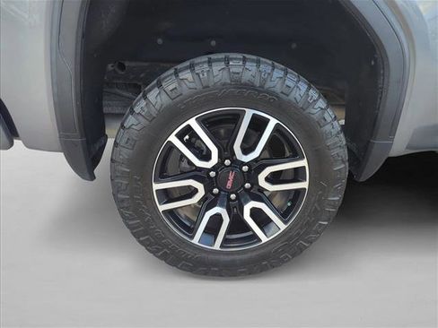 Used 2020 GMC Sierra 1500 AT4 w/ AT4 Premium Package AWD/4WD image 28