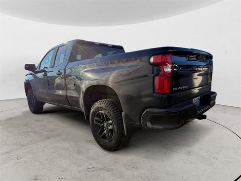 Used 2019 Chevrolet Silverado 1500 Custom Trail Boss w/ Custom Convenience Package image 2