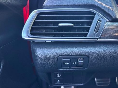 Used 2018 Honda Accord Sport image 14