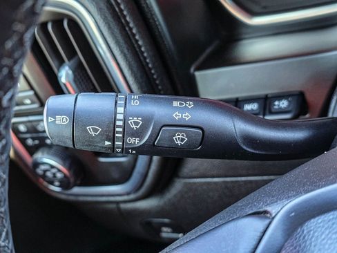 Used 2020 Chevrolet Silverado 1500 LTZ w/ LTZ Premium Package image 23