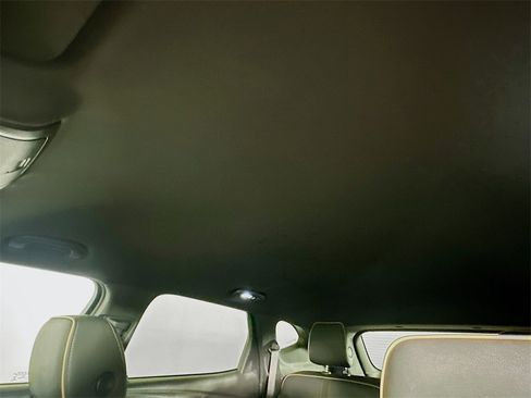 Used 2019 Chevrolet Blazer Premier w/ Driver Confidence II Package image 21