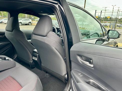Certified 2025 Toyota Corolla SE w/ Convenience Package FWD image 13