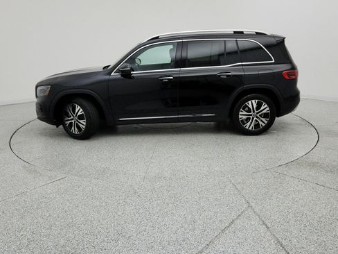 Certified 2024 Mercedes-Benz GLB 250 image 8