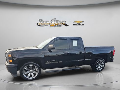 Used 2015 Chevrolet Silverado 1500 W/T w/ WT Convenience Package image 4