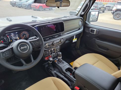 New 2026 Jeep Gladiator Sport image 17