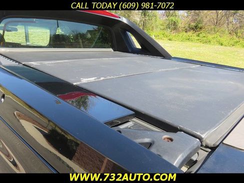 Used 2002 Cadillac Escalade EXT AWD/4WD image 32