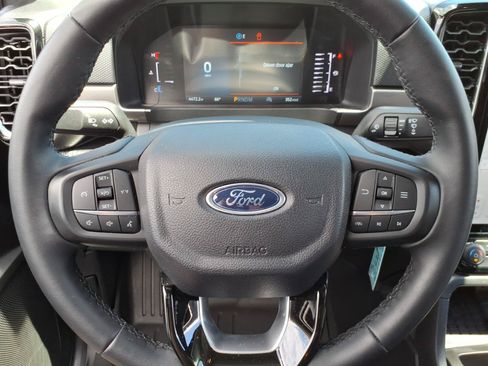 Used 2024 Ford Ranger XLT w/ FX4 Off-Road Package AWD/4WD image 17