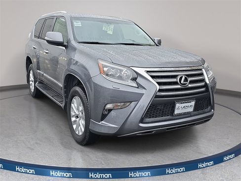 Used 2015 Lexus GX 460 image 4