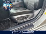 Used 2022 Toyota Camry SE image 4