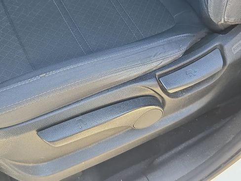 Used 2019 Kia Sorento FWD image 16