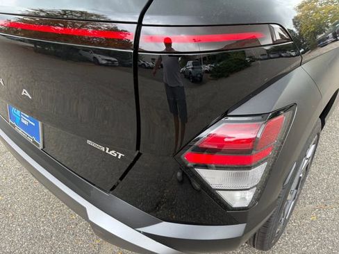 New 2026 Hyundai Kona SEL Premium image 12