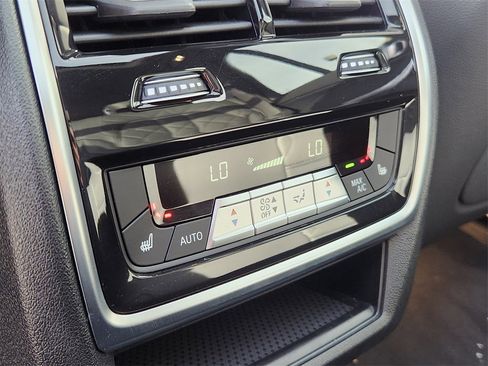 Certified 2026 BMW X5 xDrive40i image 11