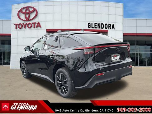New 2026 Toyota bZ FWD image 7