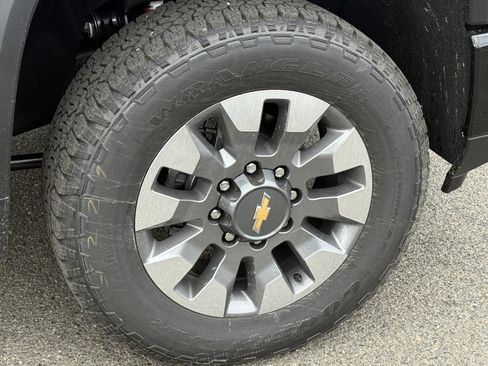 New 2026 Chevrolet Silverado 2500 Custom w/ Custom Value Package AWD/4WD image 27