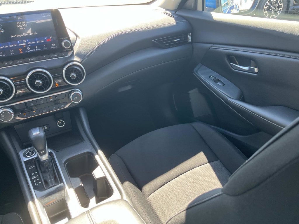 Used 2022 Nissan Sentra SV FWD image 15