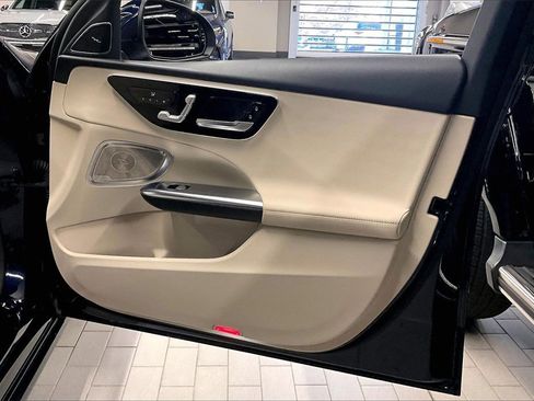 Certified 2022 Mercedes-Benz C 300 4MATIC Sedan image 16