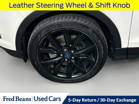 Used 2017 Ford Escape SE w/ Equipment Group 201A image 37