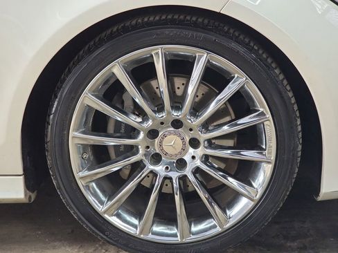 Used 2015 Mercedes-Benz CLS 400 w/ Premium 2 Package image 19