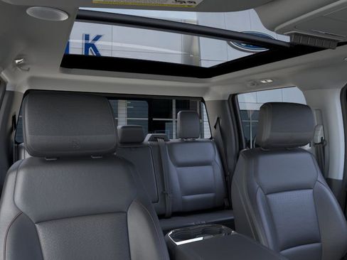 New 2026 Ford F250 Lariat w/ Black Appearance Package image 22