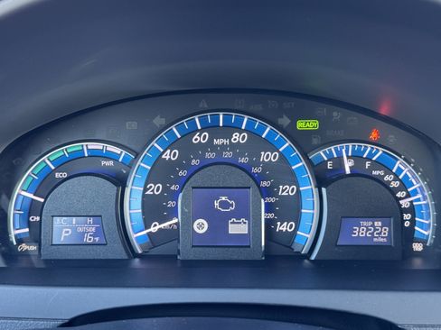 Used 2014 Toyota Camry XLE image 21