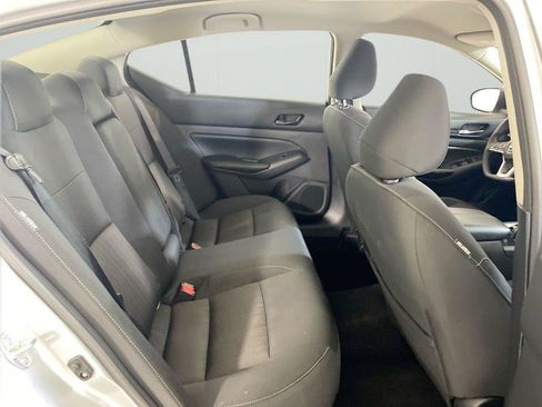 Used 2024 Nissan Altima 2.5 SV FWD image 16