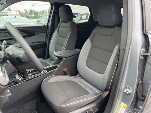Used 2023 Chevrolet TrailBlazer LT image 17