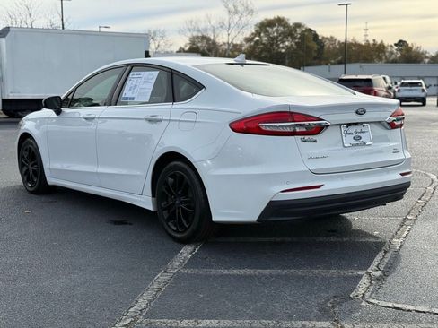 Certified 2020 Ford Fusion SE image 7