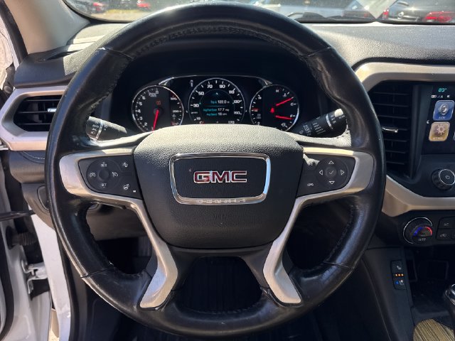 Used 2019 GMC Acadia Denali w/ Technology Package FWD image 19