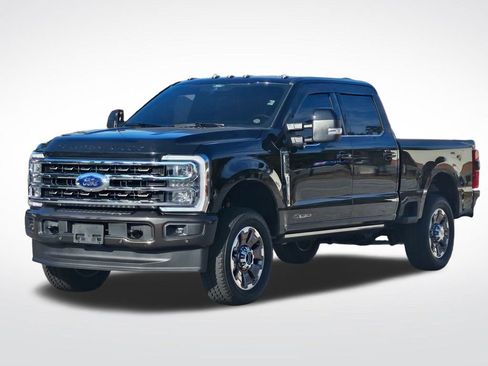 Used 2025 Ford F350 King Ranch image 2