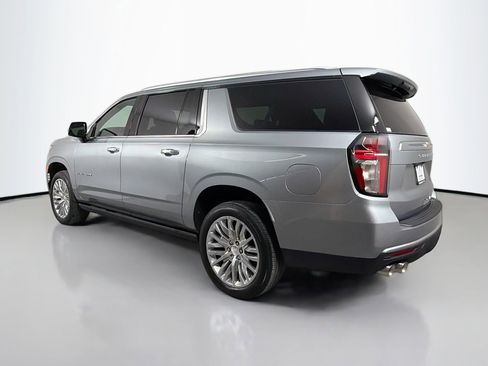 Used 2024 Chevrolet Suburban High Country image 8