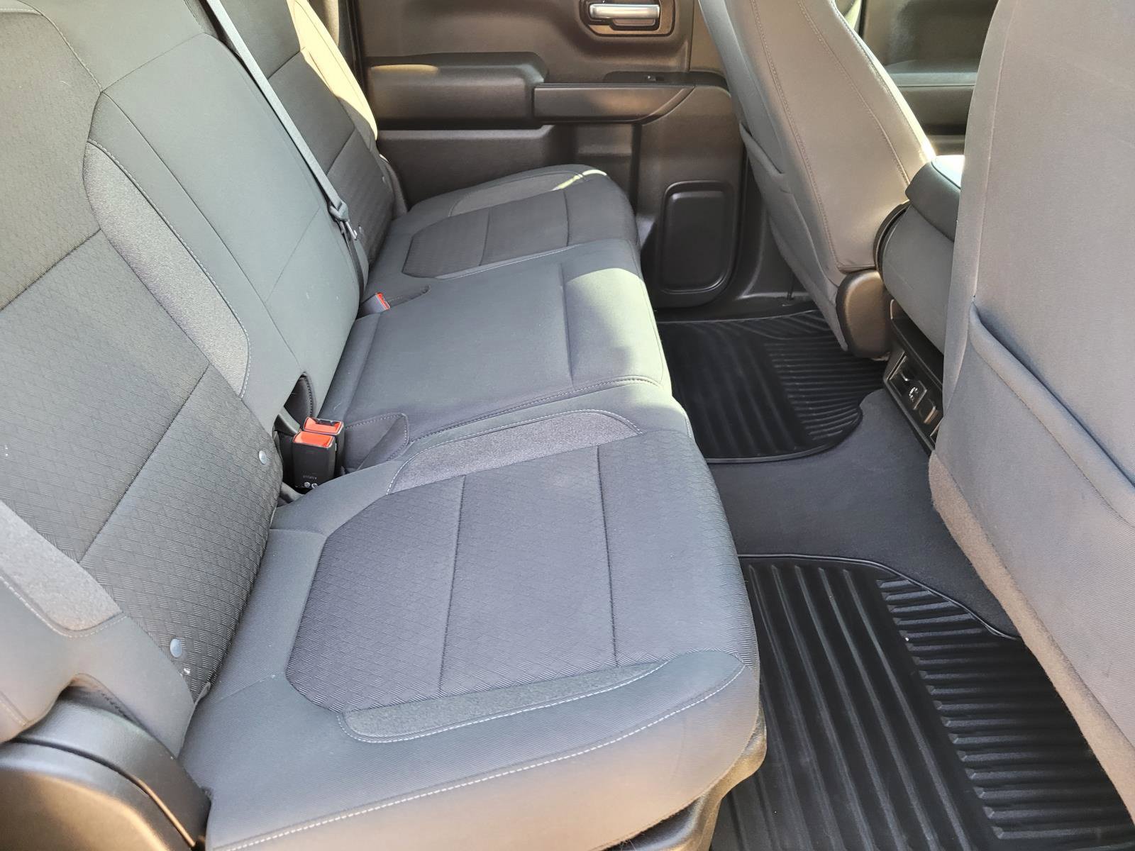 Used 2020 Chevrolet Silverado 1500 LT w/ Texas Edition AWD/4WD image 13