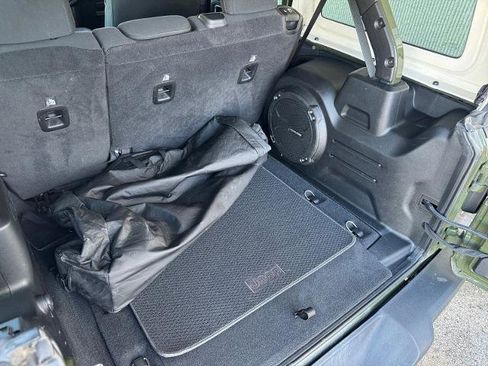 Used 2021 Jeep Wrangler Unlimited Sport image 17