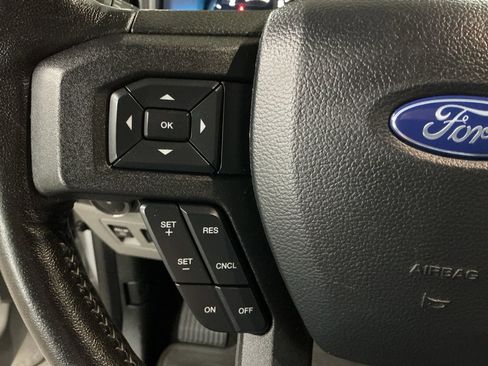 Used 2019 Ford F150 XLT w/ Equipment Group 302A Luxury image 15