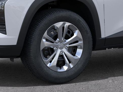 New 2026 Chevrolet Trax LS image 9