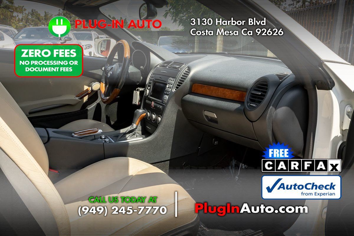 Used 2011 Mercedes-Benz SLK 300 image 11