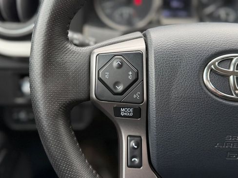Used 2019 Toyota Tacoma SR5 image 7