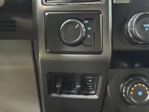 Used 2020 Ford F250 XLT image 34