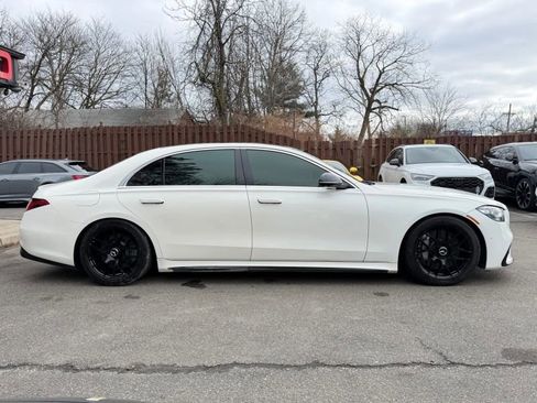 Used 2021 Mercedes-Benz S 580 4MATIC Sedan w/ AMG Line image 4