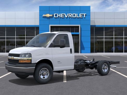 New 2025 Chevrolet Express 3500 w/ Power Convenience Package image 2